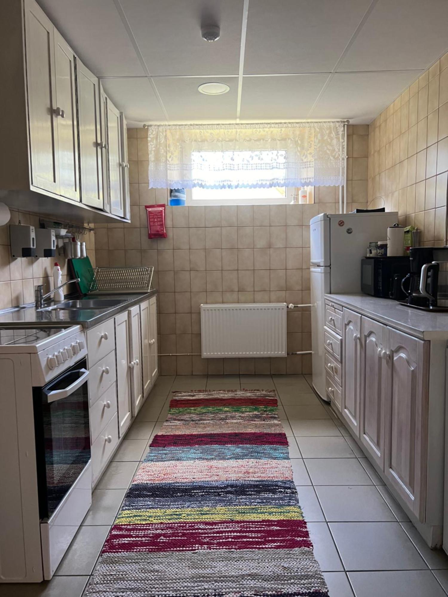 Kihnu Sadama Oeoemaja Guesthouse Lemsi Екстер'єр фото